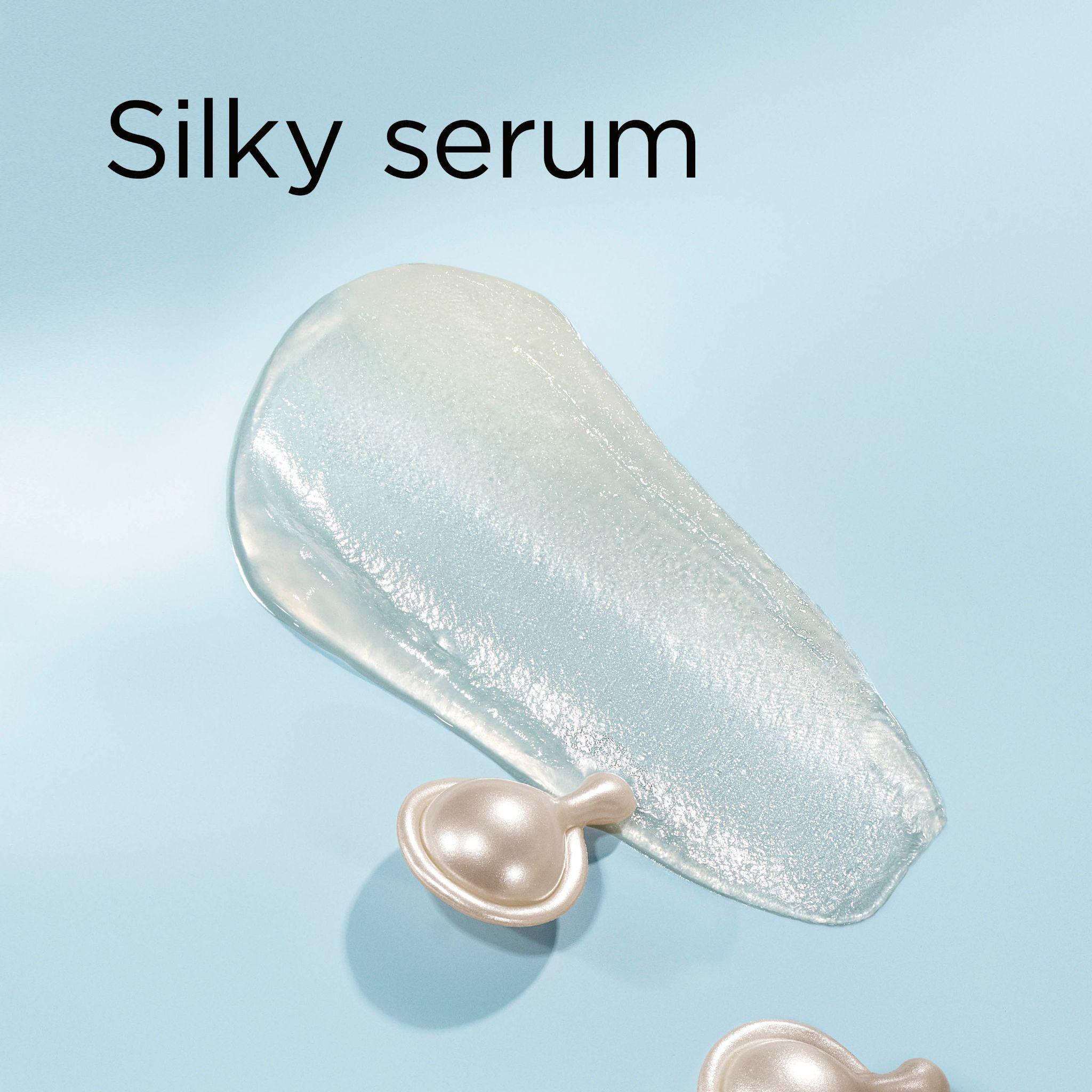 Silky serum texture from a Ceramide Capsule